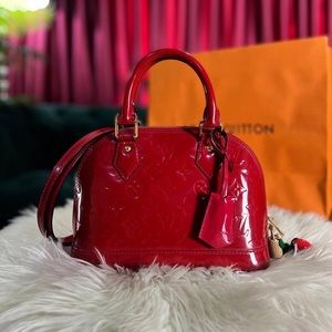 🔥BEAUTIFUL🔥 Louis Vuitton Alma bb vernis Crossbody Bag